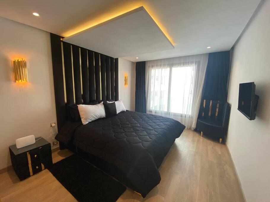 Corniche Casablanca - Black New Exterior photo